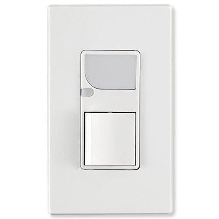 Leviton 15 Amp Combination Decora & LED, White     